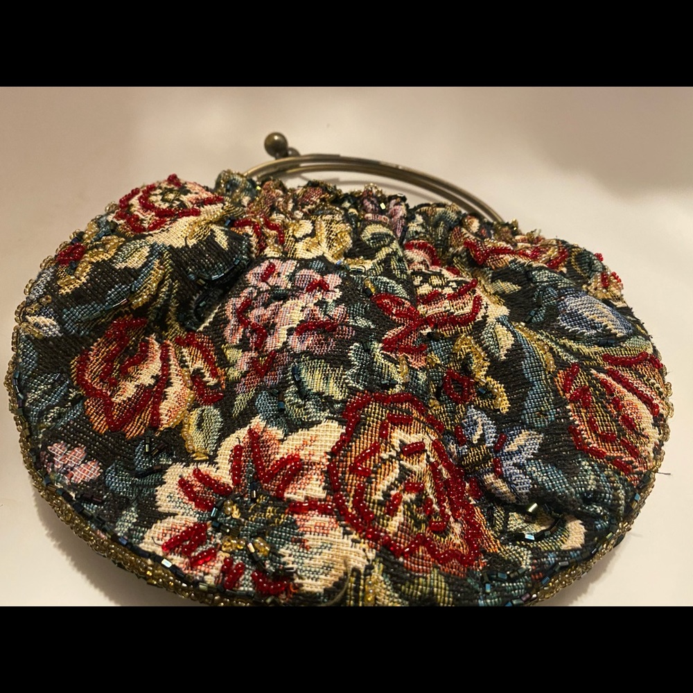 Tapestry clutch